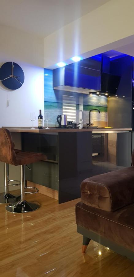 Centar 5 Star Apartment Kraljevo Exterior photo