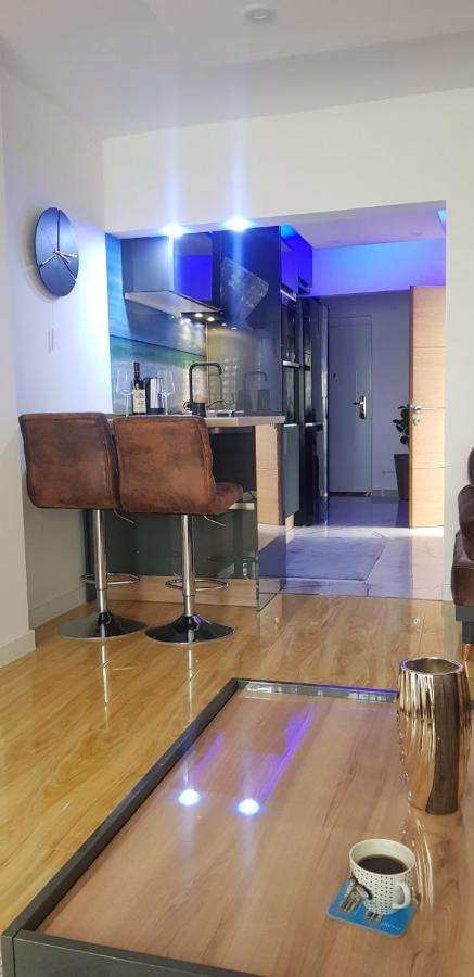 Centar 5 Star Apartment Kraljevo Exterior photo